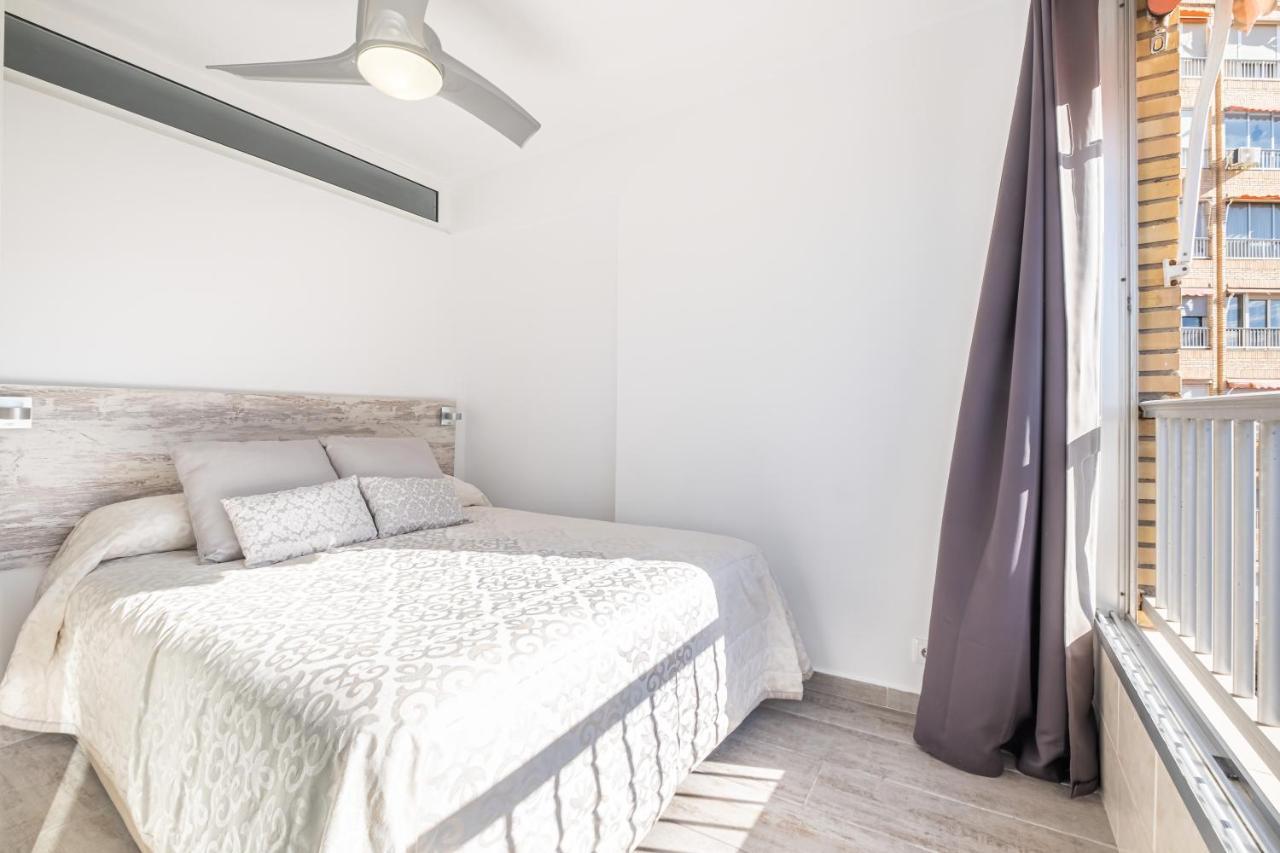Karola Apartment 12-C Levante Beach بينايدورم المظهر الخارجي الصورة